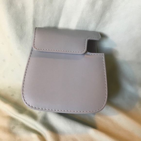 Fujifilm Instax camera case - Picture 2 of 3